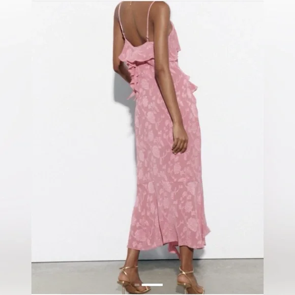 NWT Zara Jacquard Ruffled Dress - Picture 2 of 6